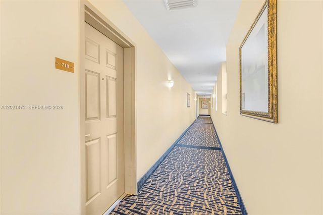 8395 SW 73rd Ave 710, Miami, FL 33143