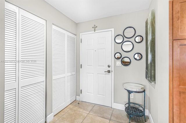8395 SW 73rd Ave 710, Miami, FL 33143