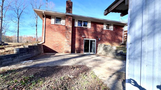 3715 W County Road 130 S, North Vernon, IN 47265