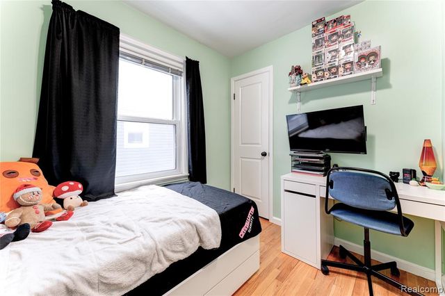 3265 Parker Street, Dearborn, MI 48124