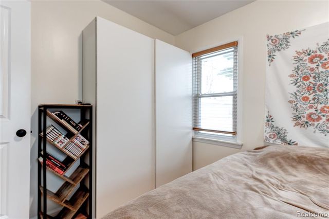 3265 Parker Street, Dearborn, MI 48124