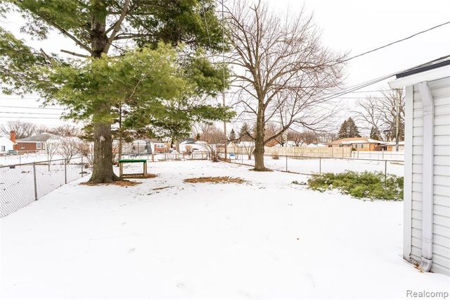 3265 Parker Street, Dearborn, MI 48124