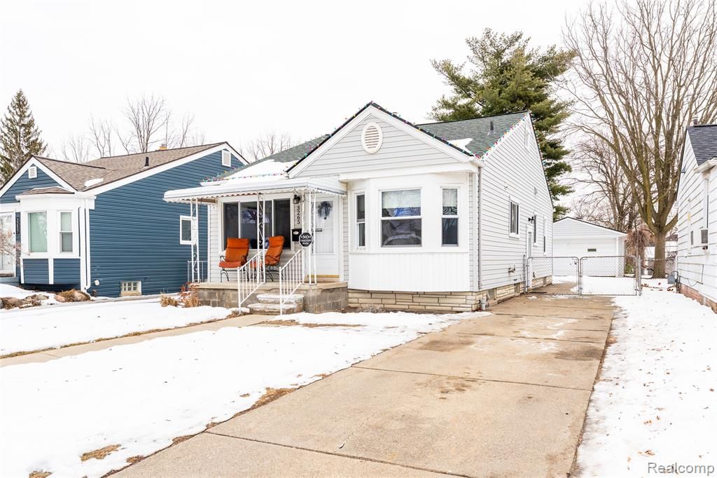 3265 Parker Street, Dearborn, MI 48124