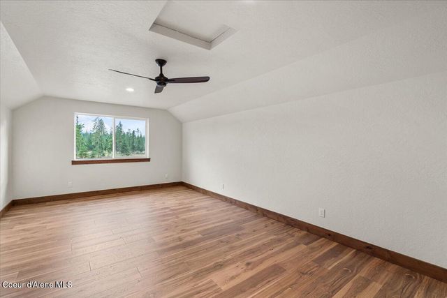 L2B1 N Pauls Lane, Athol, ID 83801