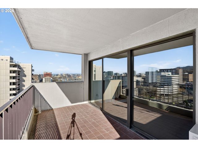 2221 Sw 1ST Ave 1621, Portland, OR 97201