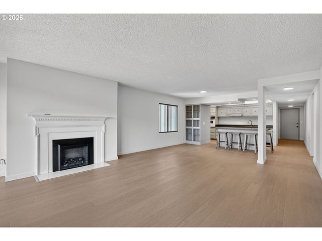 2221 Sw 1ST Ave 1621, Portland, OR 97201