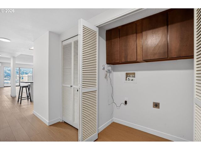 2221 Sw 1ST Ave 1621, Portland, OR 97201