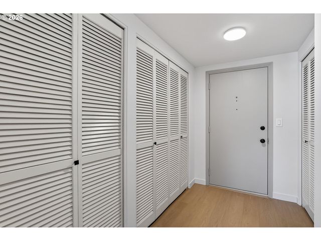 2221 Sw 1ST Ave 1621, Portland, OR 97201