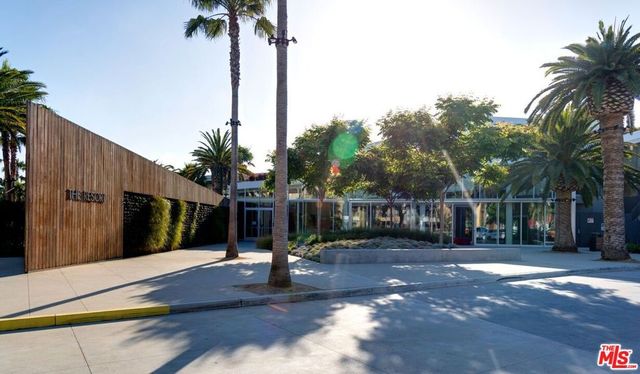 13200 Pacific 419, Playa Vista, CA 90094