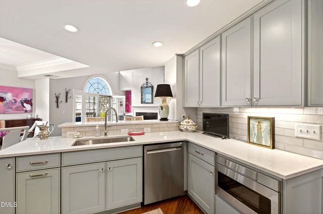 95109 Vance Knoll, Chapel Hill, NC 27517