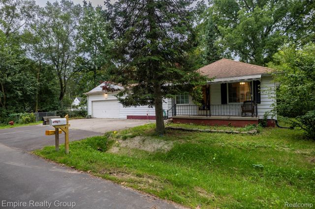 21331 Collingham Avenue, Farmington Hills, MI 48336