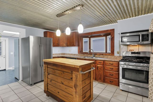 117 N Main Street, Pleasantville, OH 43148
