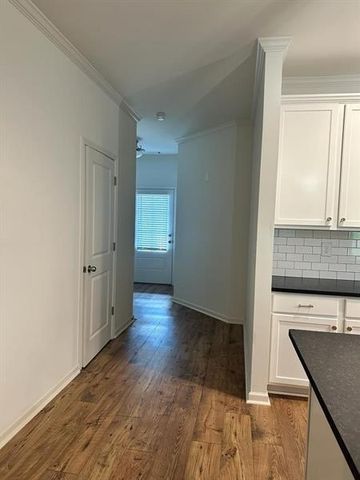 5635 Parkview Lane, Flowery Branch, GA 30542