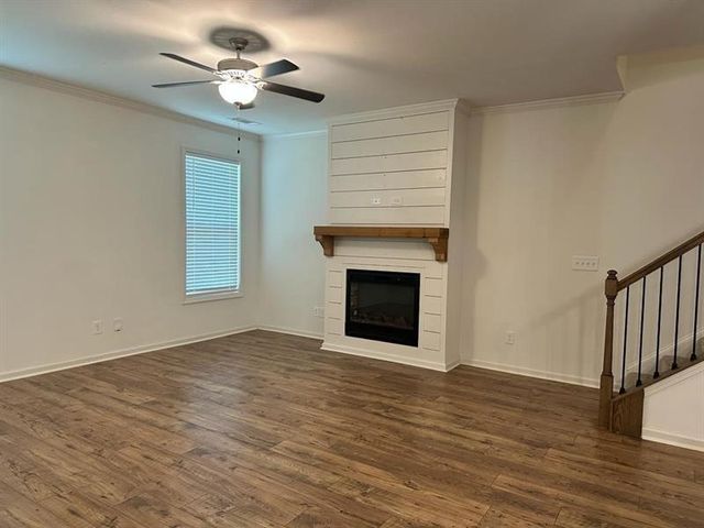 5635 Parkview Lane, Flowery Branch, GA 30542