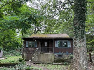 102 Hillair Road, Lake Peekskill, NY 10537