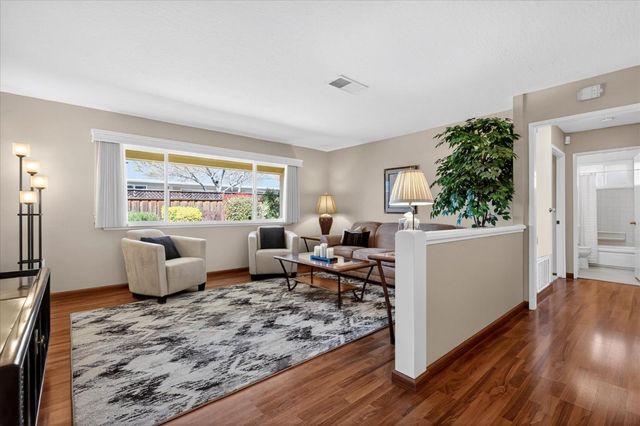 9049 Craydon Circle, San Ramon, CA 94583