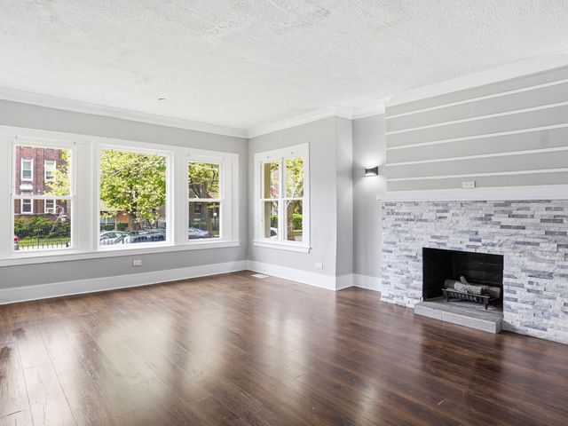 7815 S Emerald Avenue, Chicago, IL 60620