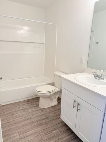 801 Shire Avenue, Haslet, TX 76052