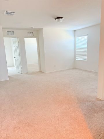 801 Shire Avenue, Haslet, TX 76052