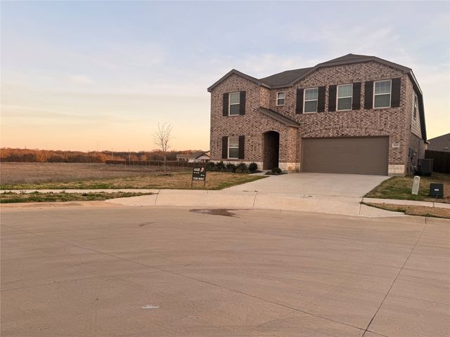 801 Shire Avenue, Haslet, TX 76052