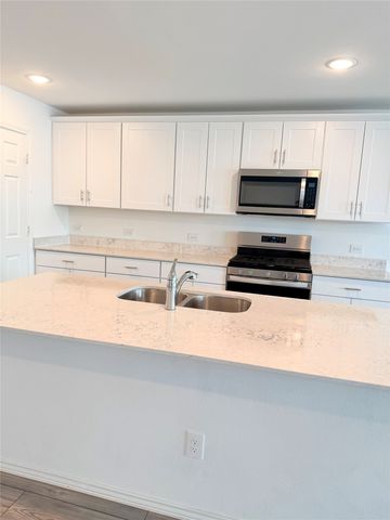 801 Shire Avenue, Haslet, TX 76052