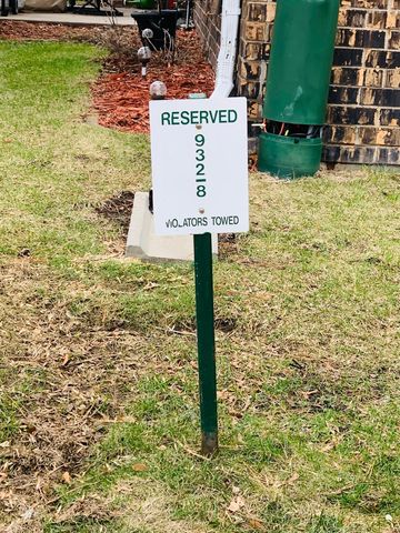 932 Westbrooke Way 8, Hopkins, MN 55343