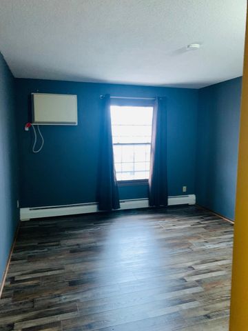 932 Westbrooke Way 8, Hopkins, MN 55343