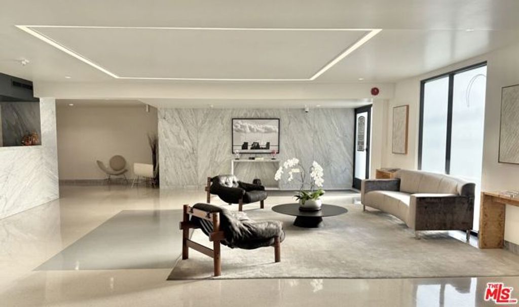 818 N Doheny Drive 901, West Hollywood, CA 90069