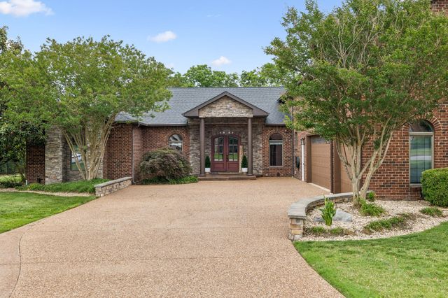 616 Ridgecrest Ln, Lebanon, TN 37087
