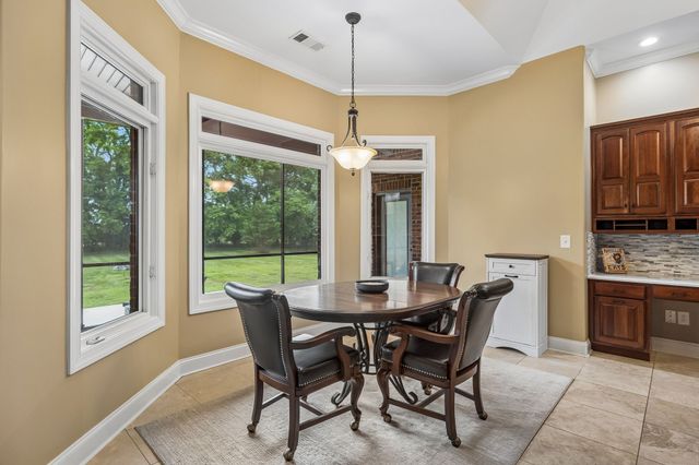 616 Ridgecrest Ln, Lebanon, TN 37087