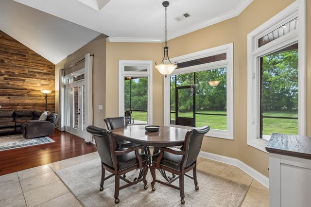 616 Ridgecrest Ln, Lebanon, TN 37087