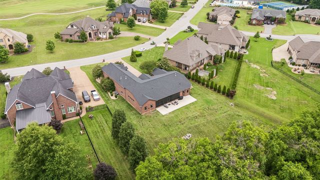 616 Ridgecrest Ln, Lebanon, TN 37087