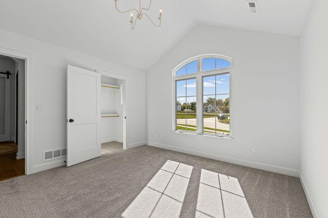 2805 GENESIS DR, Columbia, MO 65201