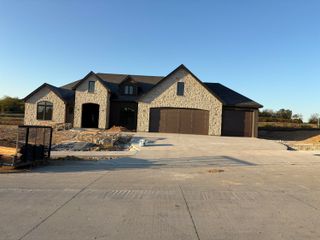 2805 Genesis DR, Columbia, MO 65201