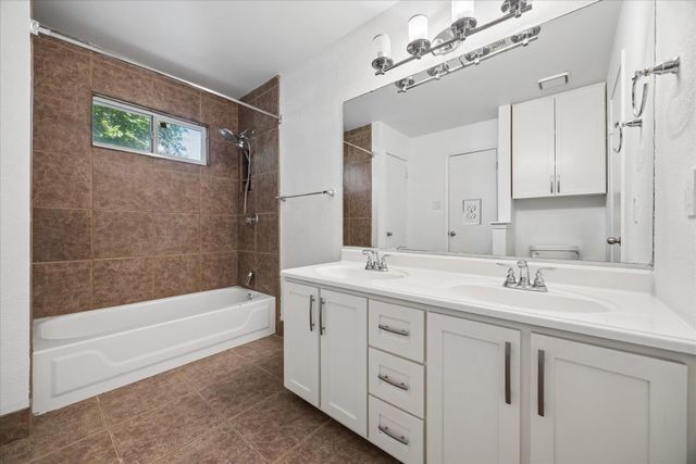8509 Copano DR, Austin, TX 78749
