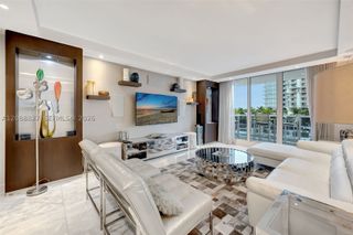 2301 Collins Ave 307, Miami Beach, FL 33139