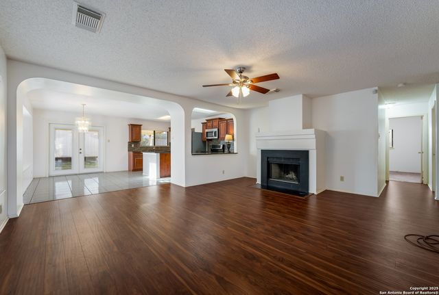 6630 Snow Meadow, San Antonio, TX 78109