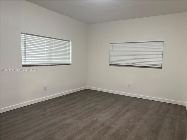 15240 NE 8th Ave B, Miami, FL 33162