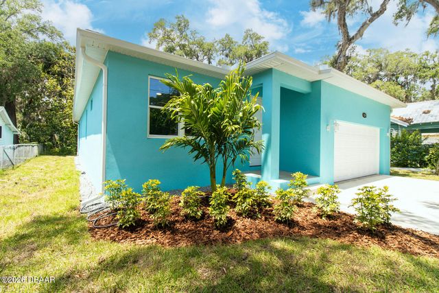 1209 Palmetto Street, New Smyrna Beach, FL 32168