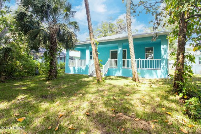 1209 Palmetto Street, New Smyrna Beach, FL 32168