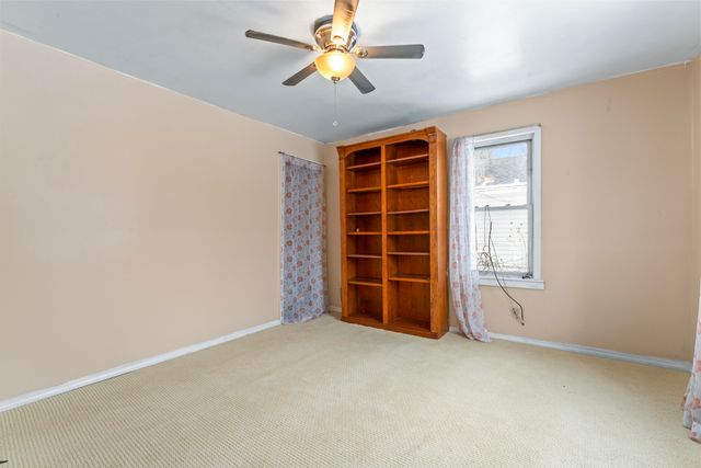2715 Floyd Street, Lake Station, IN 46405