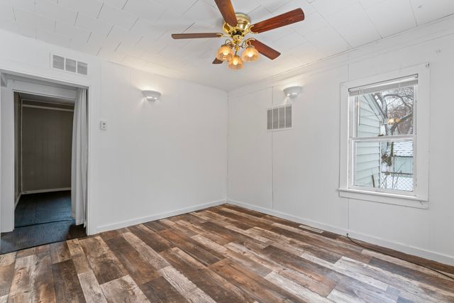 2715 Floyd Street, Lake Station, IN 46405