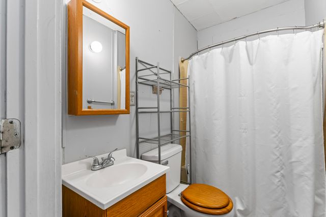 2715 Floyd Street, Lake Station, IN 46405