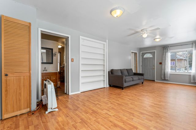 2715 Floyd Street, Lake Station, IN 46405