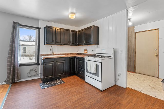 2715 Floyd Street, Lake Station, IN 46405