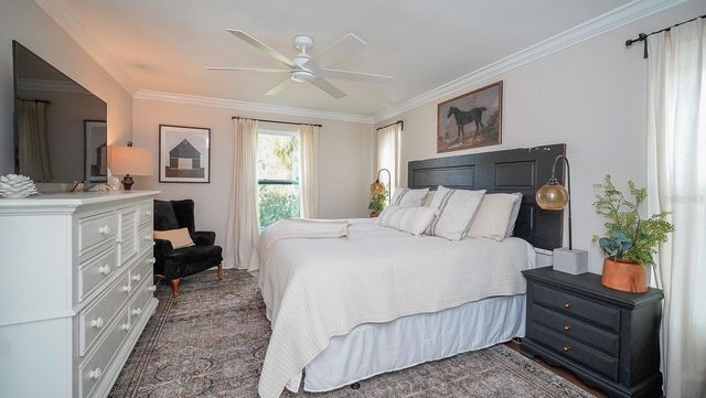 5218 VENETIAN BOULEVARD NE, St Petersburg, FL 33703
