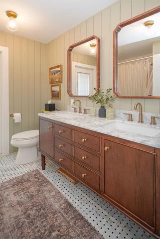 5218 VENETIAN BOULEVARD NE, St Petersburg, FL 33703