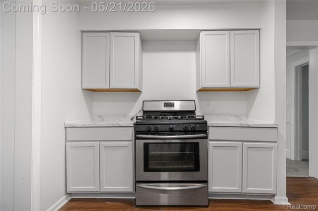 16239 Baylis Street, Detroit, MI 48221