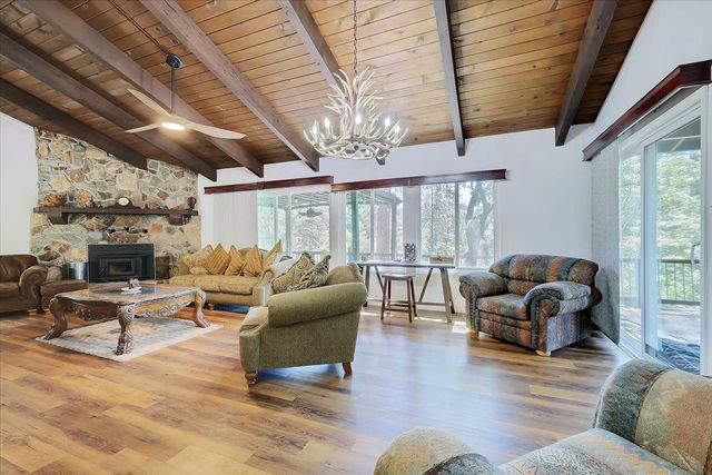 12015 Alta Sierra Dr, Grass Valley, CA 95949