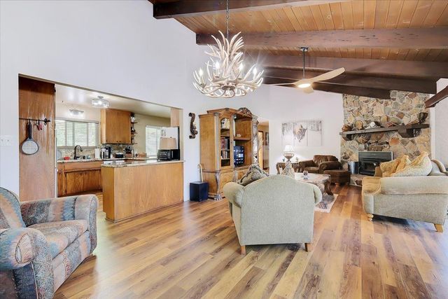 12015 Alta Sierra Dr, Grass Valley, CA 95949